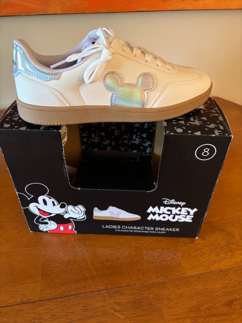Disney Aldi Mickey Mouse Womens Character Sneaker Shoes Womens 8 NIB